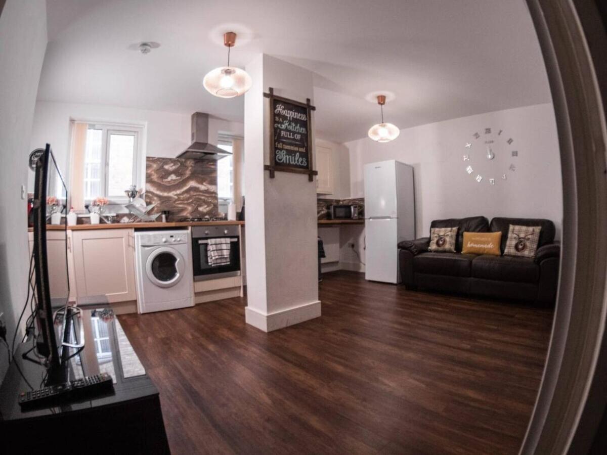 Sav Apartments Rutland Лестър Стая снимка